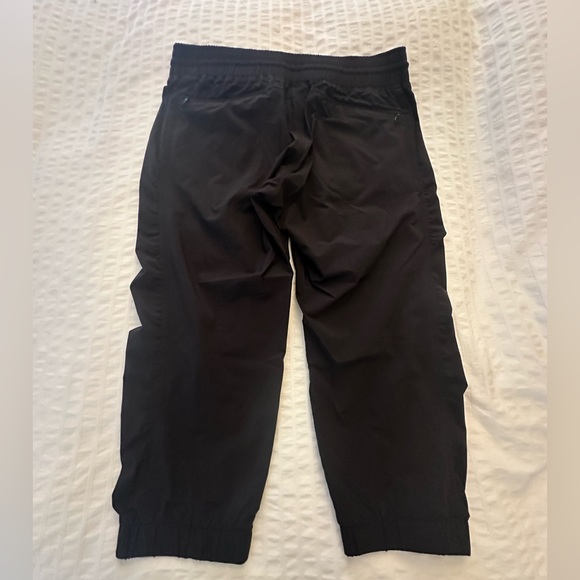 Petite Athleta pants/joggers - Picture 2 of 4